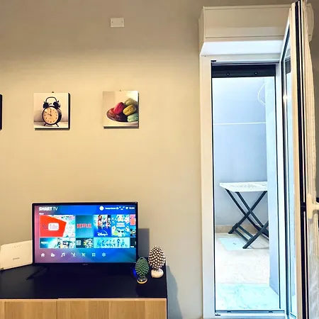 Angelia Nyaraló Capaci